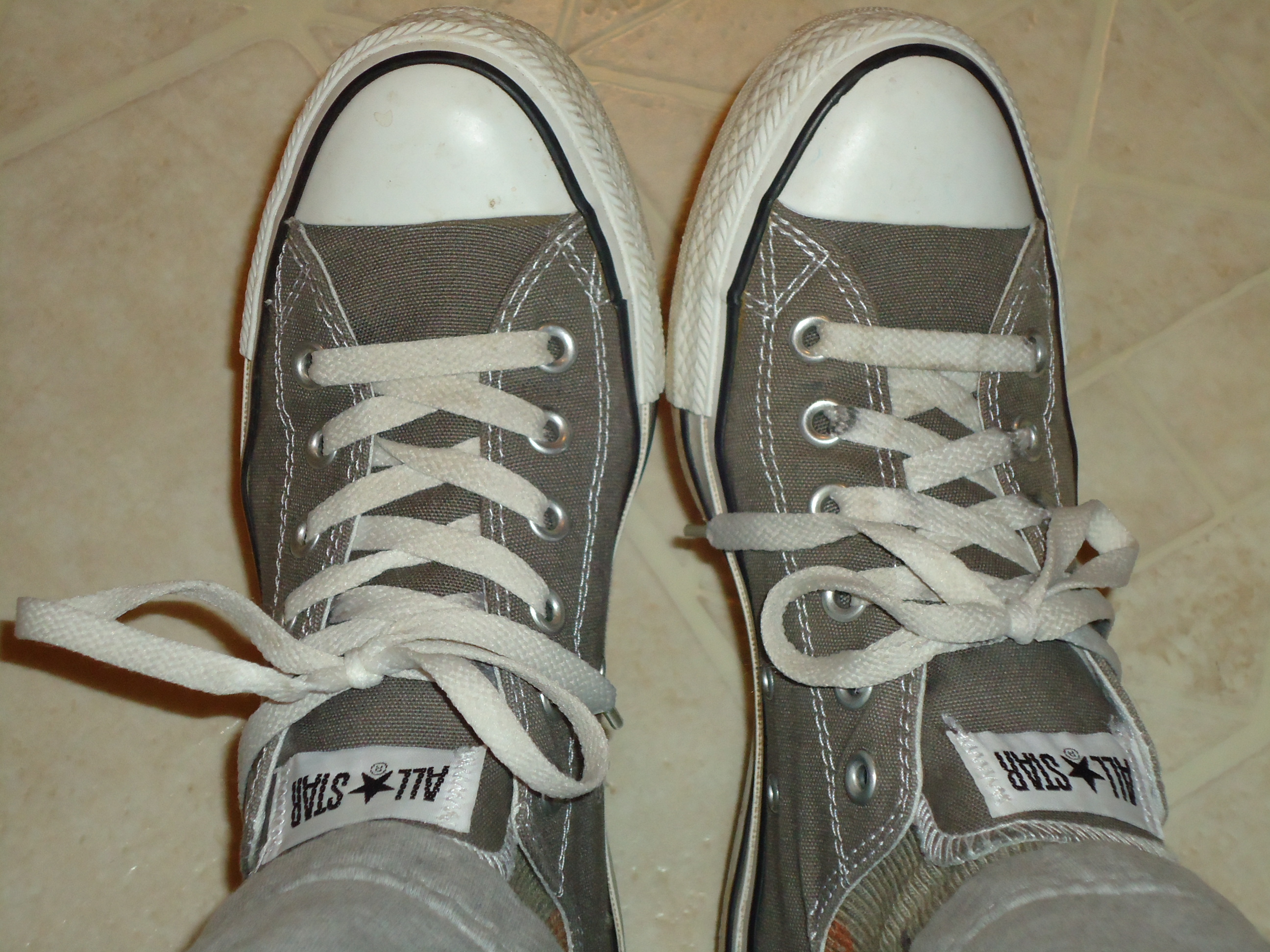 how long are converse high top shoelaces